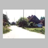 022-1203 Goldbach im Juli 1994. Der Strassenverlauf auf der kleinen Seite Goldbachs vom Insthaus Gruber vorbei am Insthaus Thorun .jpg